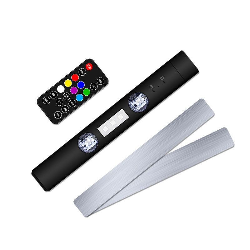 đAuton sisĂ€tilojen USB-lataus, seitsemĂ€nvĂ€rinen LED-koristeellinen tunnelmavalo