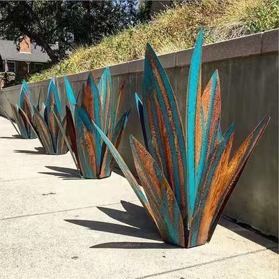 🌵 Rustic Metal Agave Garden Sculpture