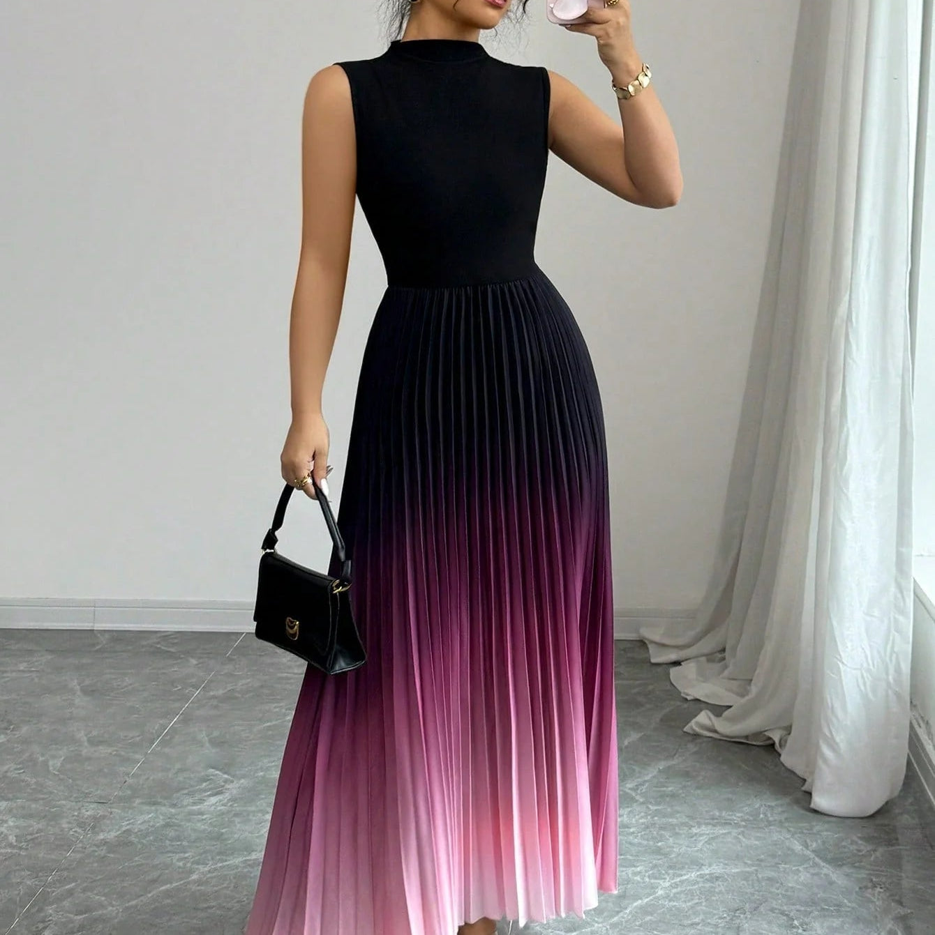 Sleeveless pleated maxi dress with an ombre effect and high neck