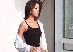 ⏳Viikon erikoistarjous🌸Loose Fit -toppi, jossa on sisäänrakennetut rintaliivit