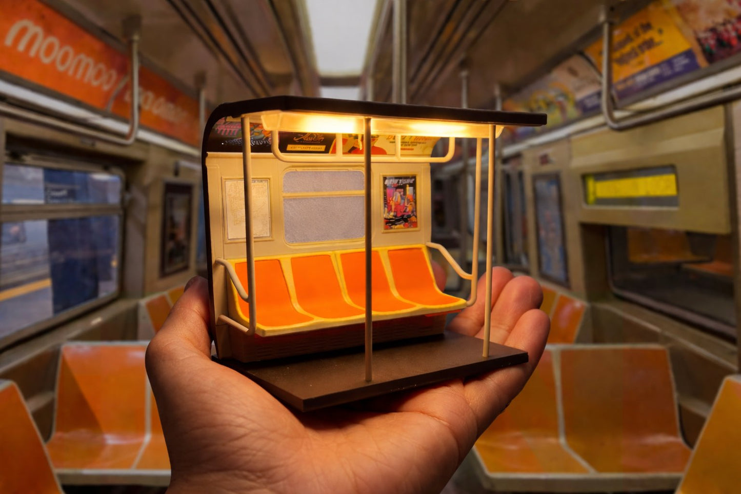 🚇NYC Subway Train Lamp – 🔥(Clean, no pee smell🤣)