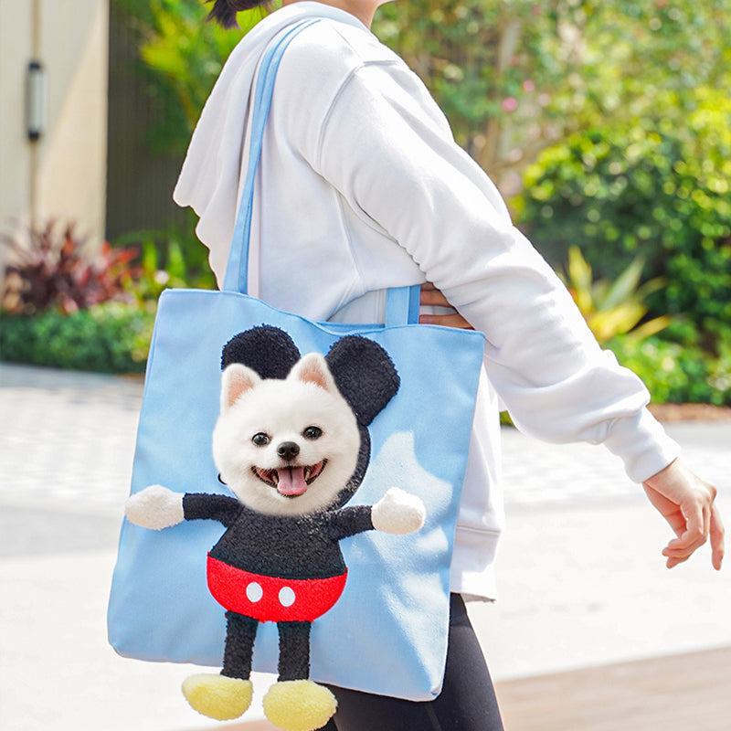 A playful pet carrier that feels ready for everyday outings