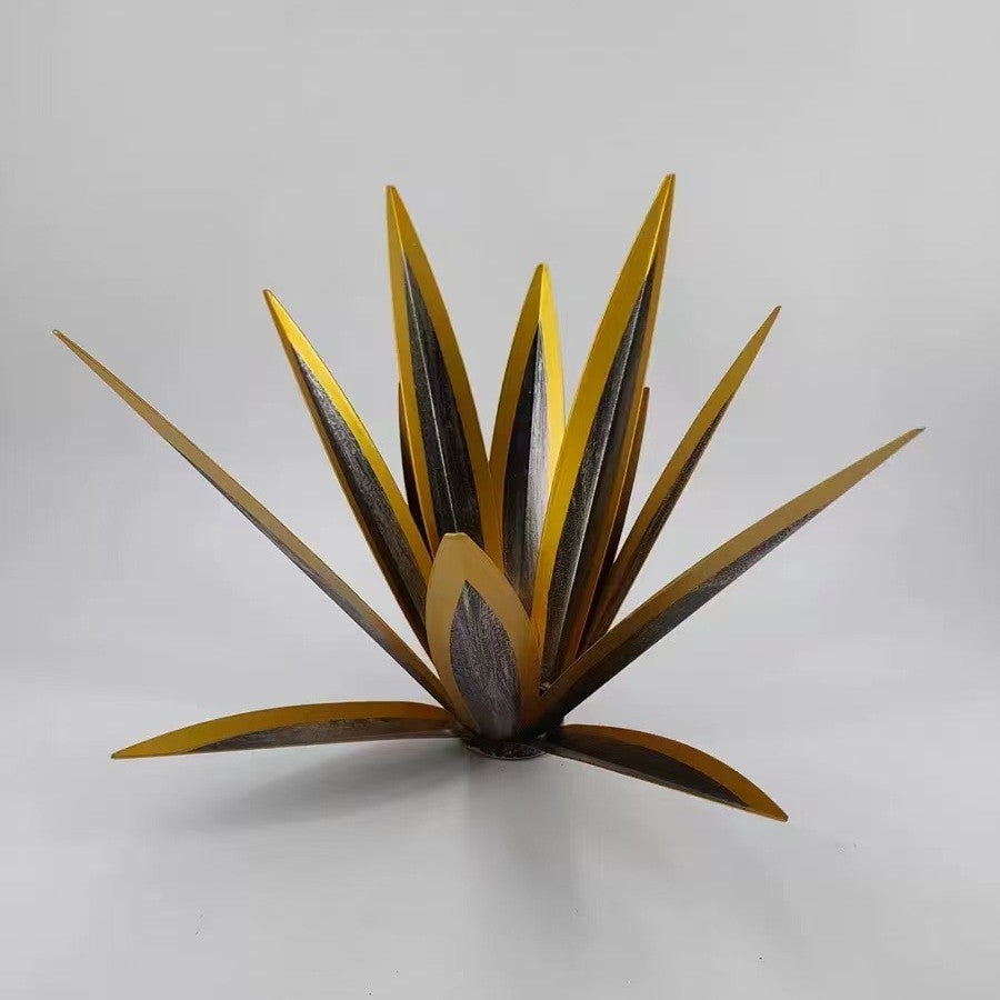 🌵 Rustic Metal Agave Garden Sculpture