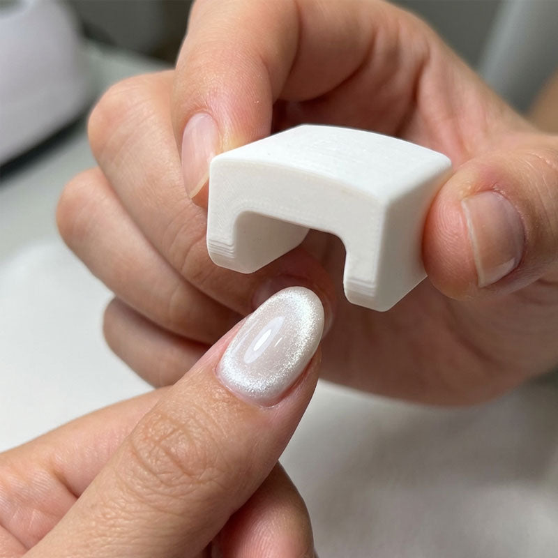 Automaattinen kissansilmäkynsien koristelutyökalu