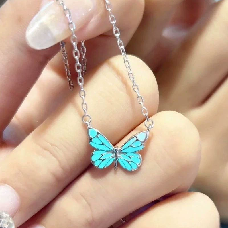 🦋 Glow-in-the-Dark Butterfly Necklace | Let your unique charm shin 🦋