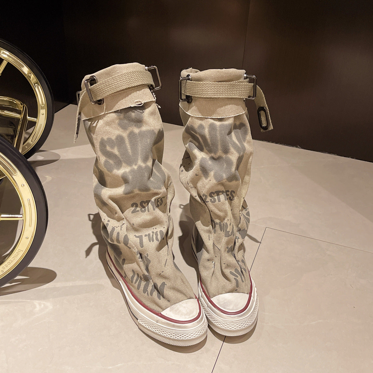 Retro Flat Graffiti saappaat Semi korkea vasikka