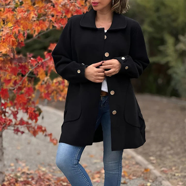 Syksyn/talven 2025 uutuusmalli - Naisten yksivärinen rento takki.