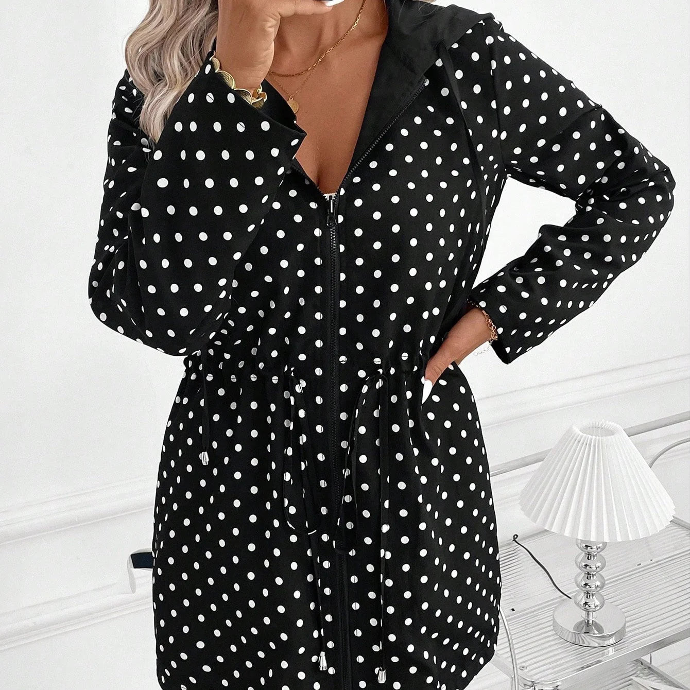 🥻Alkusyksyn kampanja - 50 % alennus🥻Naisten takki, jossa on kaksipuolinen vetoketju ja huppu