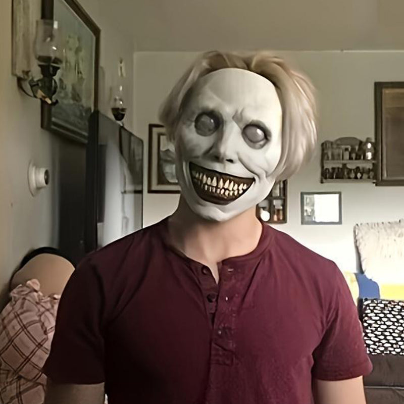 Pelottava kauhu Halloween-naamio