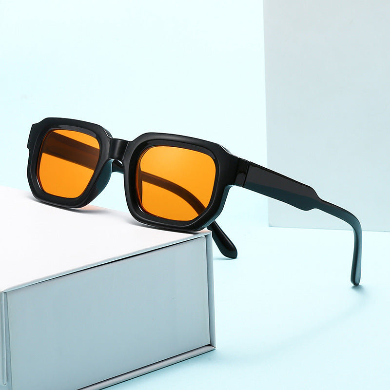 New retro-style minimalist square-frame sunglasse